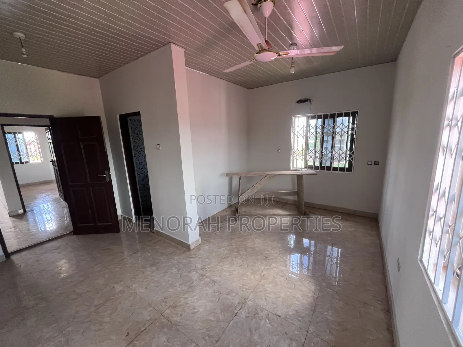 2bdrm Apartment in Adenta Amrahia for rent