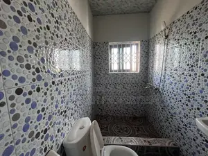 2bdrm Apartment in Adenta Amrahia for rent