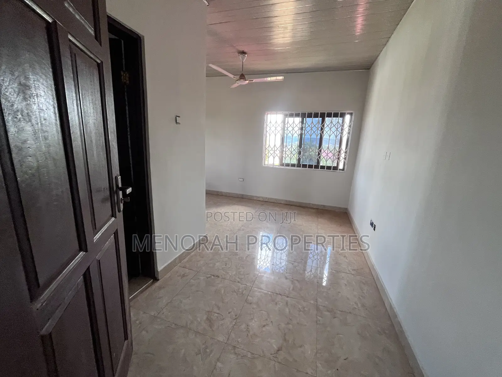 2bdrm Apartment in Adenta Amrahia for rent