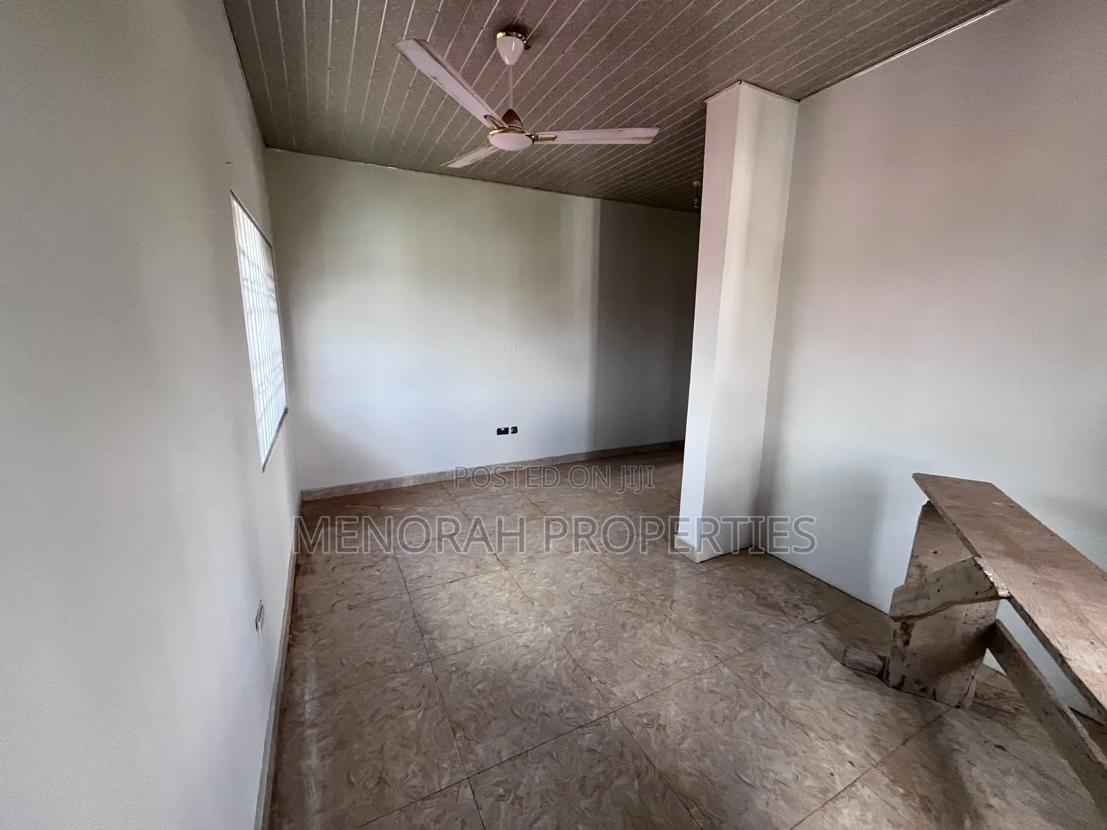 2bdrm Apartment in Adenta Amrahia for rent