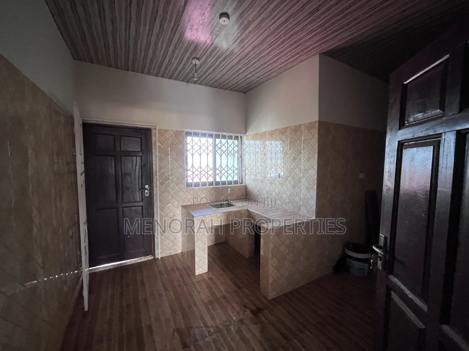 2bdrm Apartment in Adenta Amrahia for rent