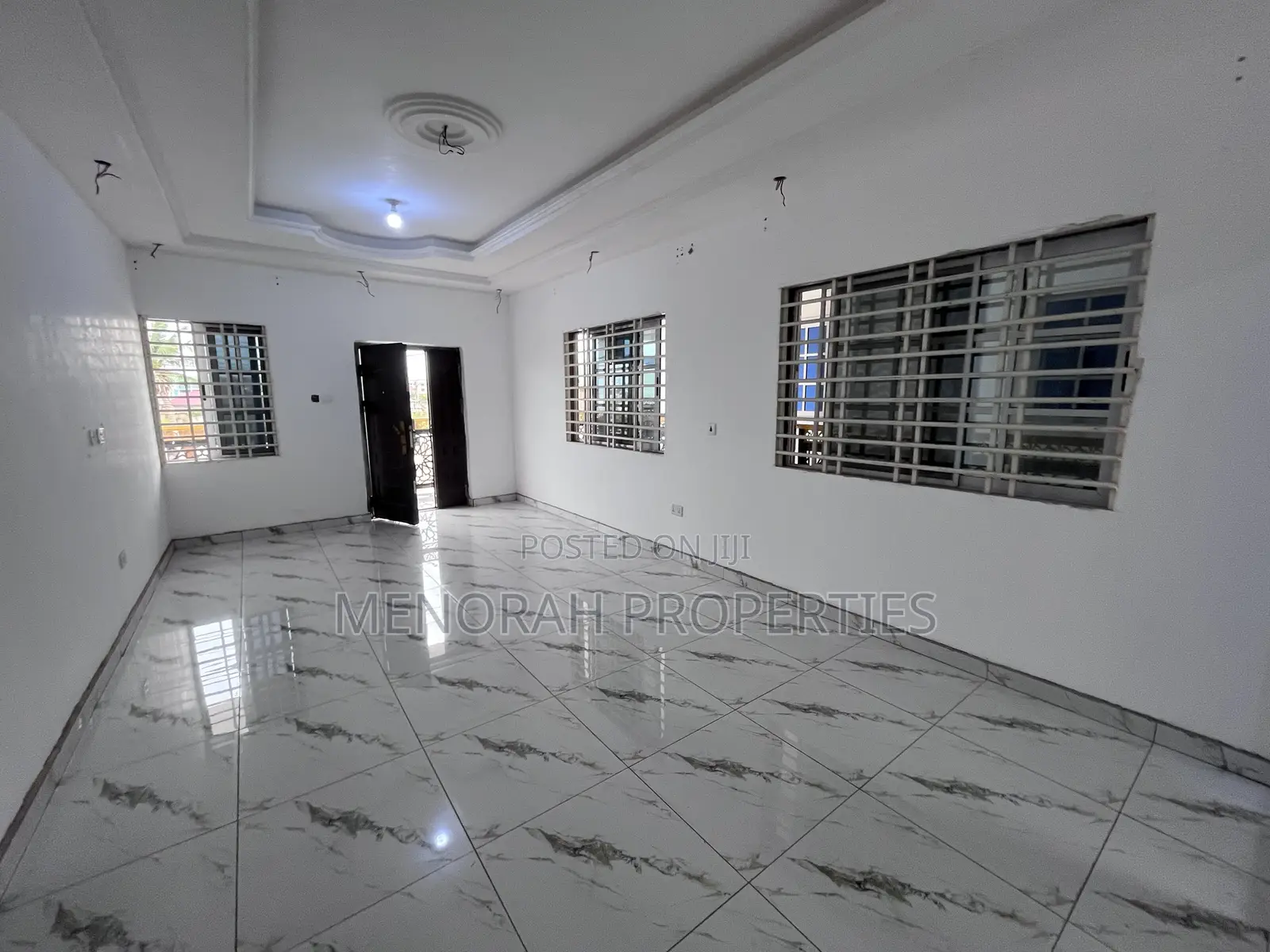 2bdrm Apartment in Adenta, Commandos for rent