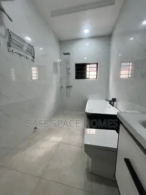 2bdrm Apartment in Burma Camp for rent