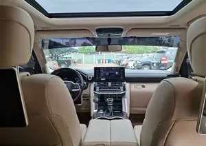 Land Cruiser V8 For Rent