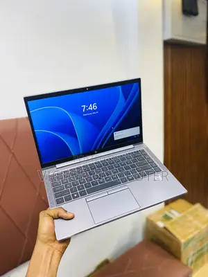 Laptop HP ZBook Firefly 14 G7 16GB Intel Core i7 SSD 512GB