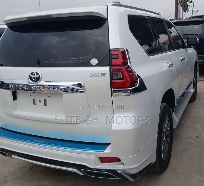 Toyota Land Cruiser Prado 2.7 2019 White
