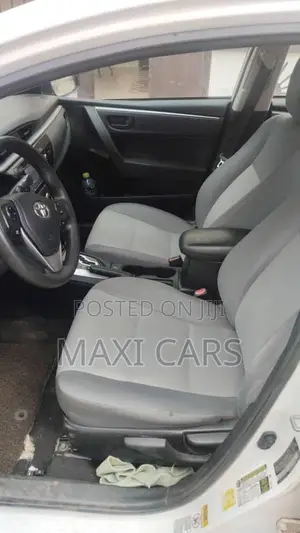 Toyota Corolla 2016 White