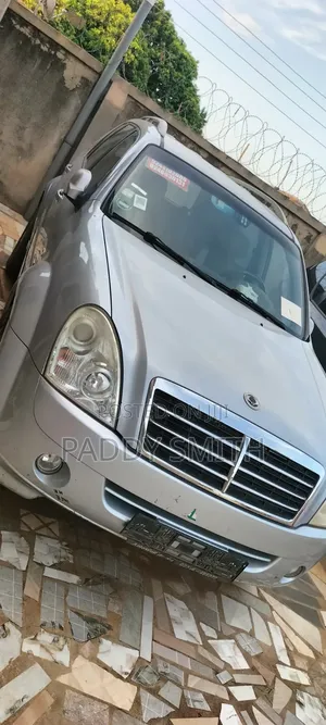 SsangYong Rexton 270 XDi 2012 Gray