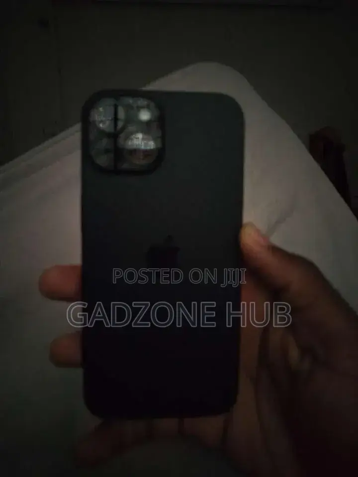 Apple iPhone 15 128 GB Black