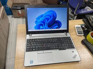 Laptop Lenovo ThinkPad E570 8GB Intel Core i5 HDD+SSD 640GB