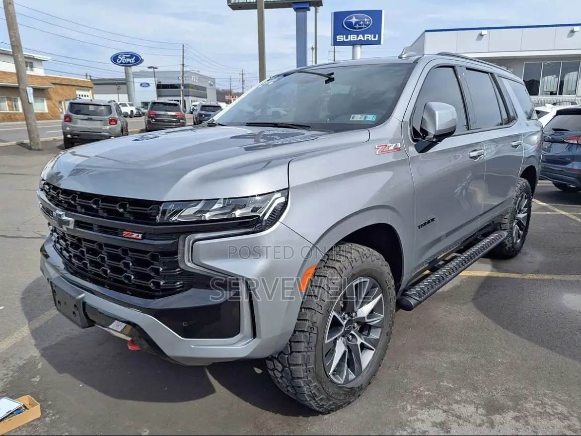 Chevrolet Tahoe Z71 4WD 2023 Gray