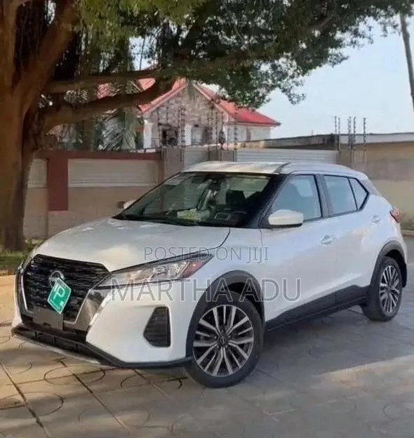 Nissan Kicks Play 2025 Pearl