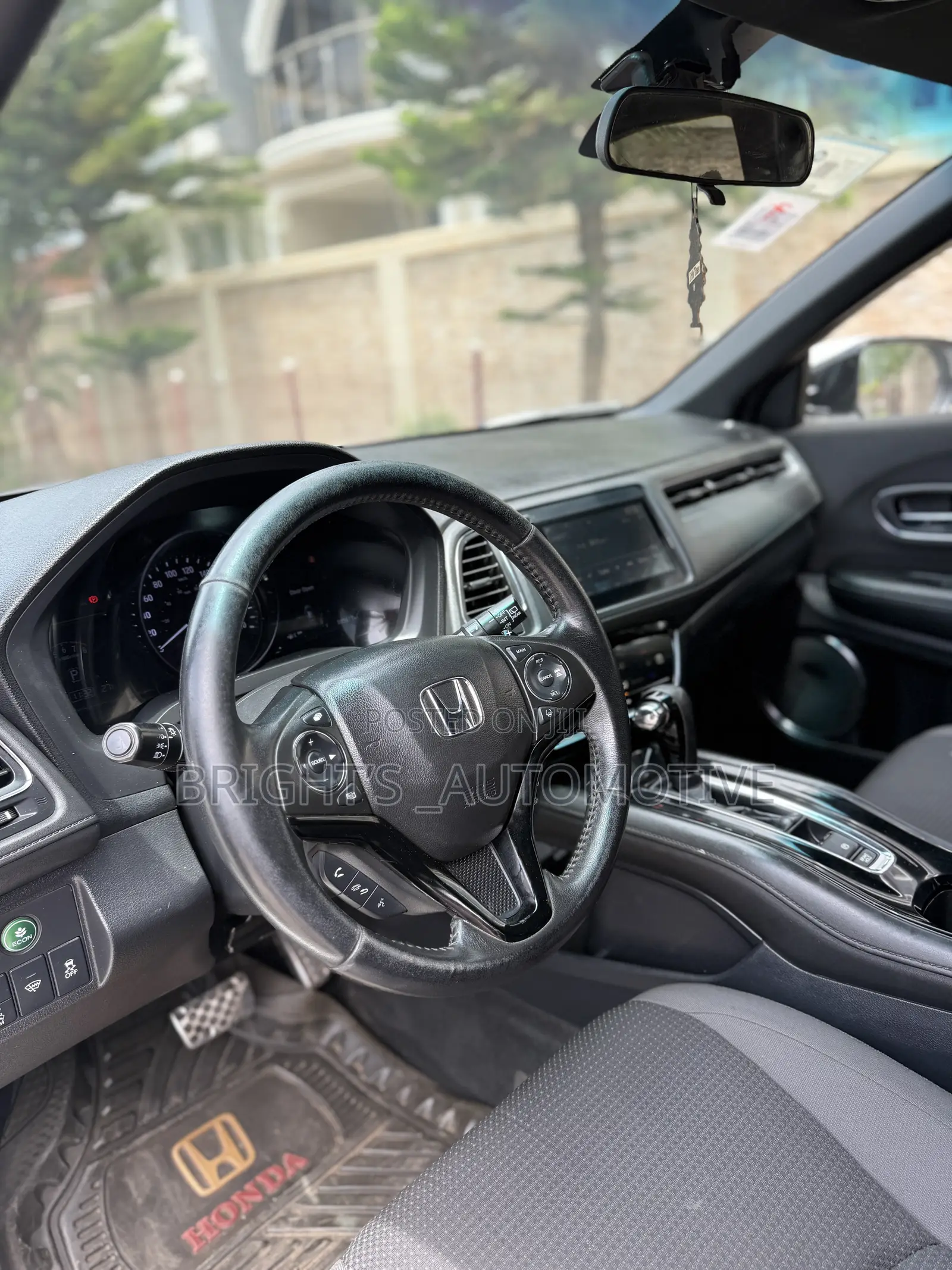 Honda HR-V Sport AWD 2019 White