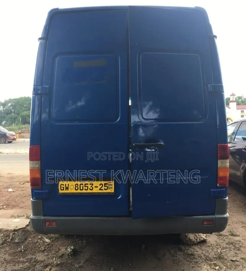 Mercedes-Benz Sprinter 2004 Blue