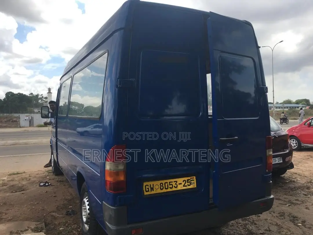 Mercedes-Benz Sprinter 2004 Blue