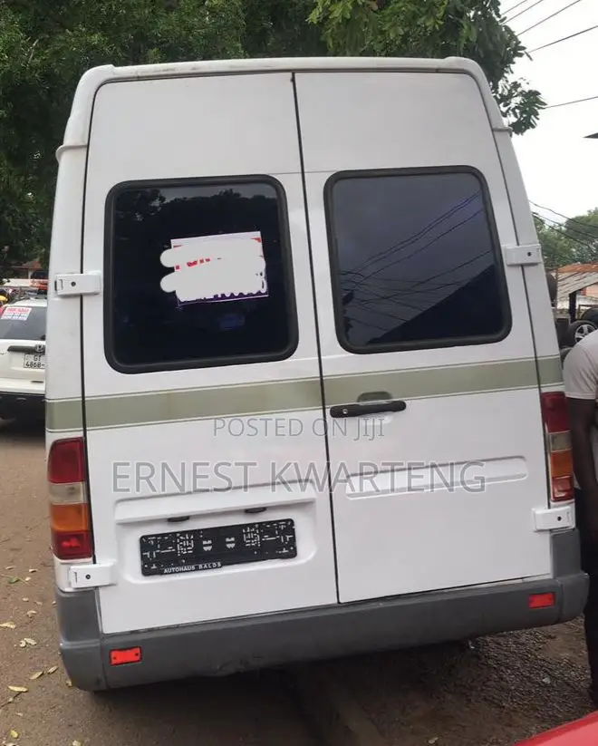 Mercedes-Benz Sprinter 2002 White