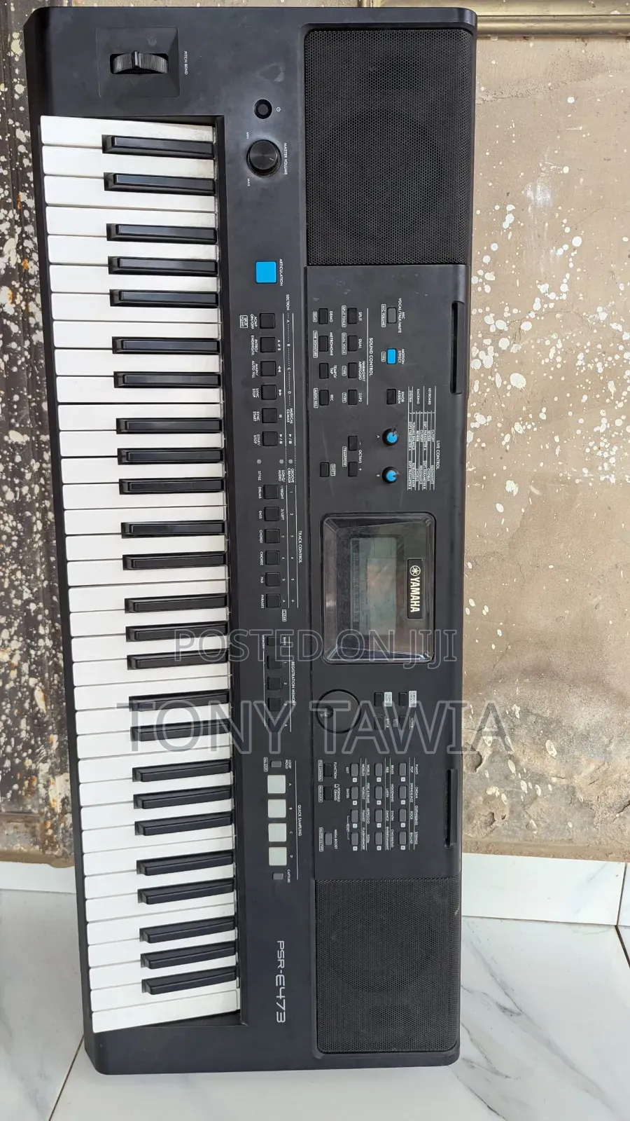 Yamaha PSR E473