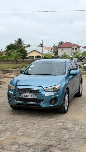 Mitsubishi Outlander 2015 Blue