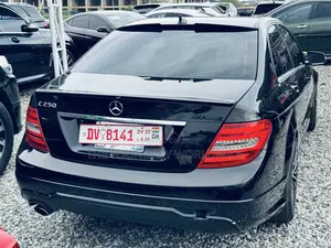 Mercedes-Benz C250 2014 Black