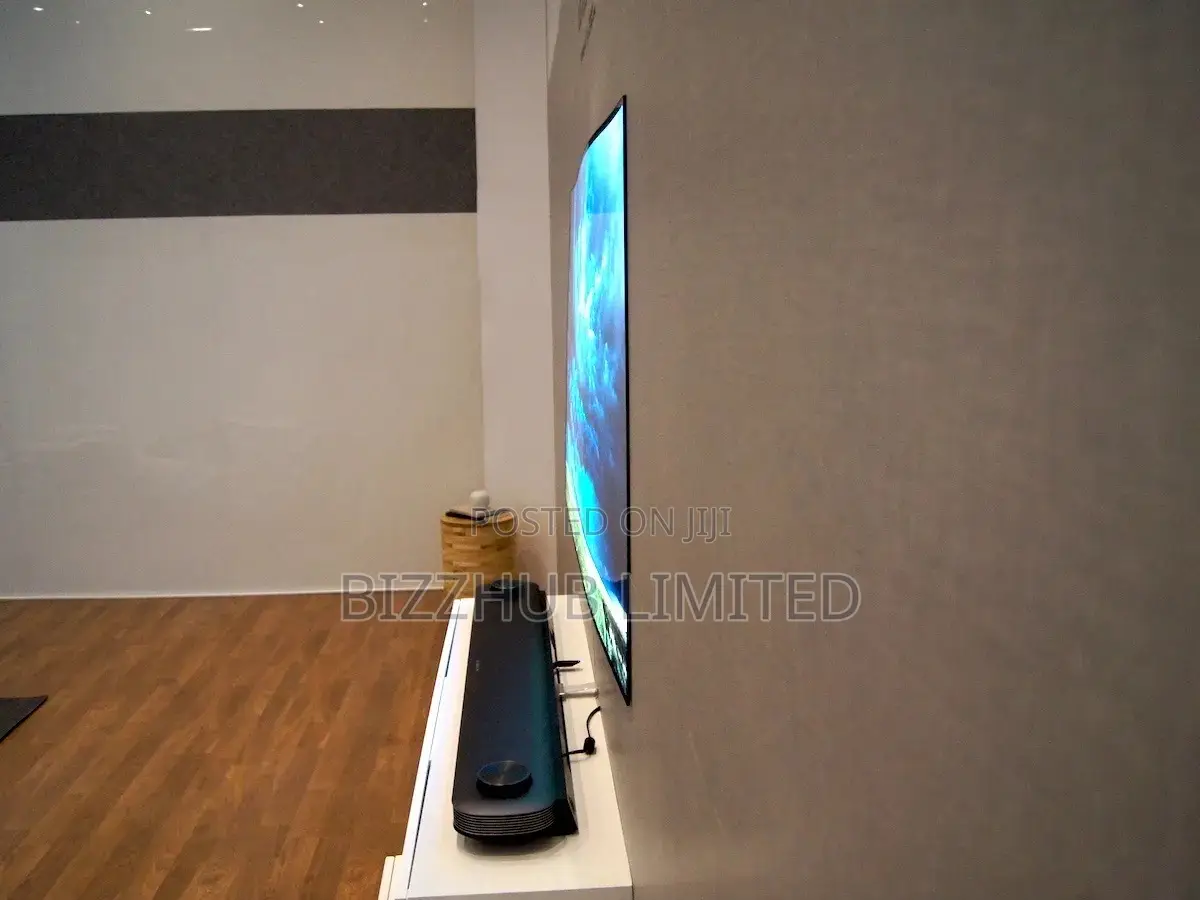 65” Lg Oled Signature Wallpaper Tv