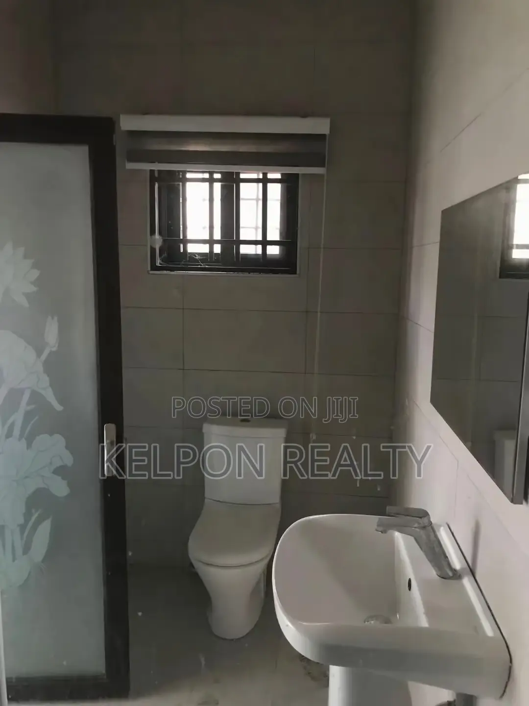 4bdrm House in Achimota, Gold Hills, School Area for sale
