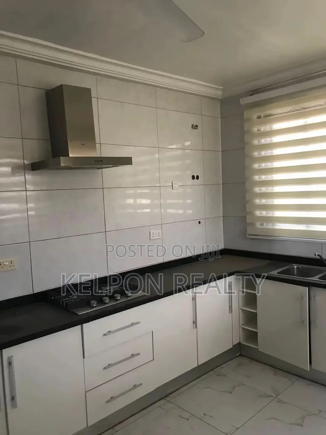 4bdrm House in Achimota, Gold Hills, School Area for sale