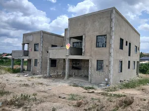 4bdrm Duplex in Atonsu Aputuogya, Kumasi Metropolitan for sale