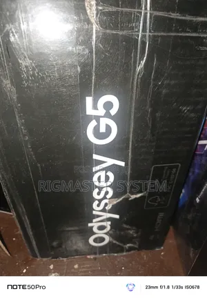 Samsung 27" Odyssey G55c QHD 165hz 1ms(Mprt) Curved Gaming Monitor