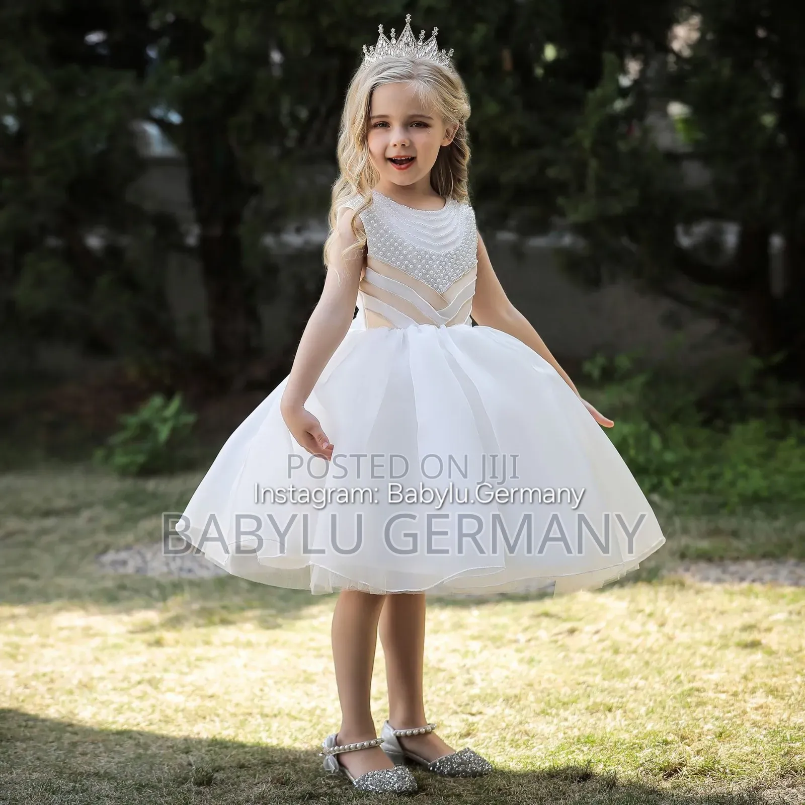 Unique White Dress for Children 5 to 11 Years Old
