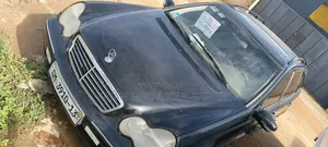 Mercedes-Benz C300 2010 Black