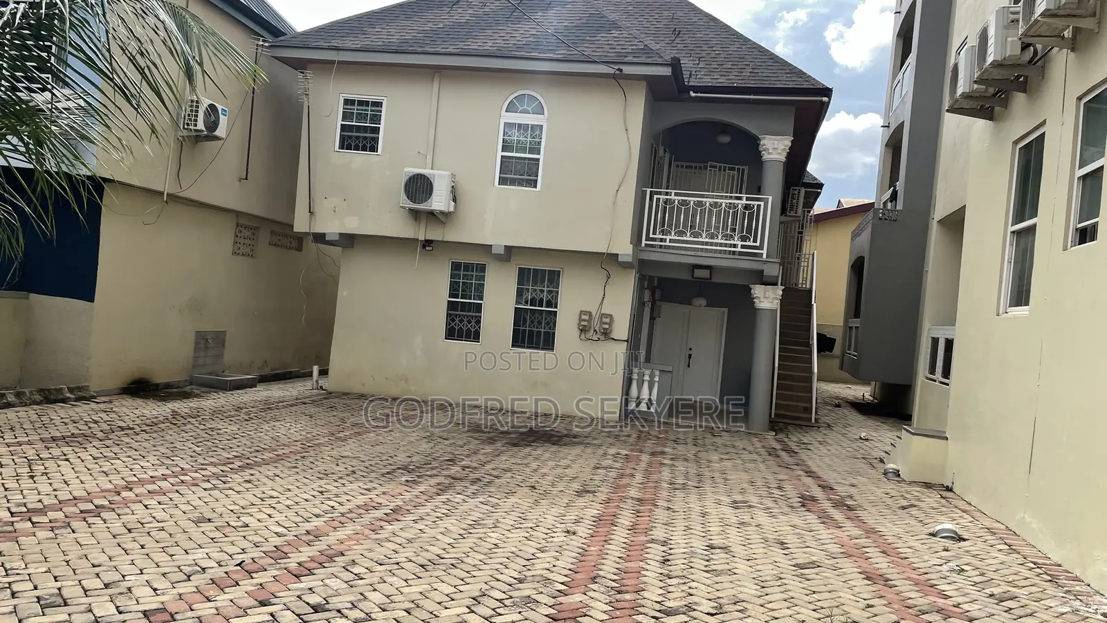 3bdrm Apartment in Adeleke Estates 🏡 At, Kumasi Metropolitan for rent