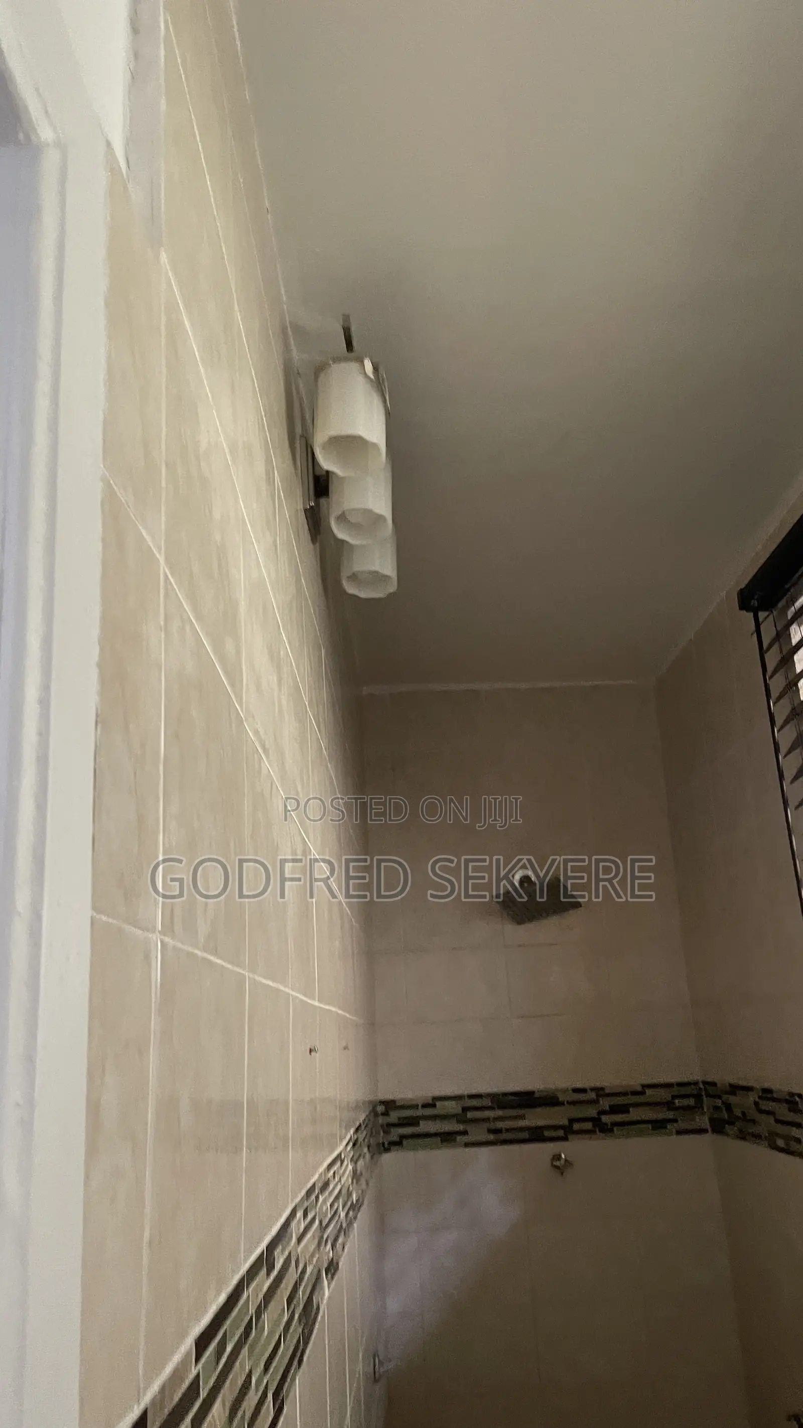 3bdrm Apartment in Adeleke Estates 🏡 At, Kumasi Metropolitan for rent