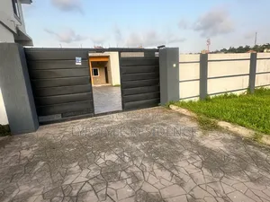 3bdrm House in Kwabenya for sale