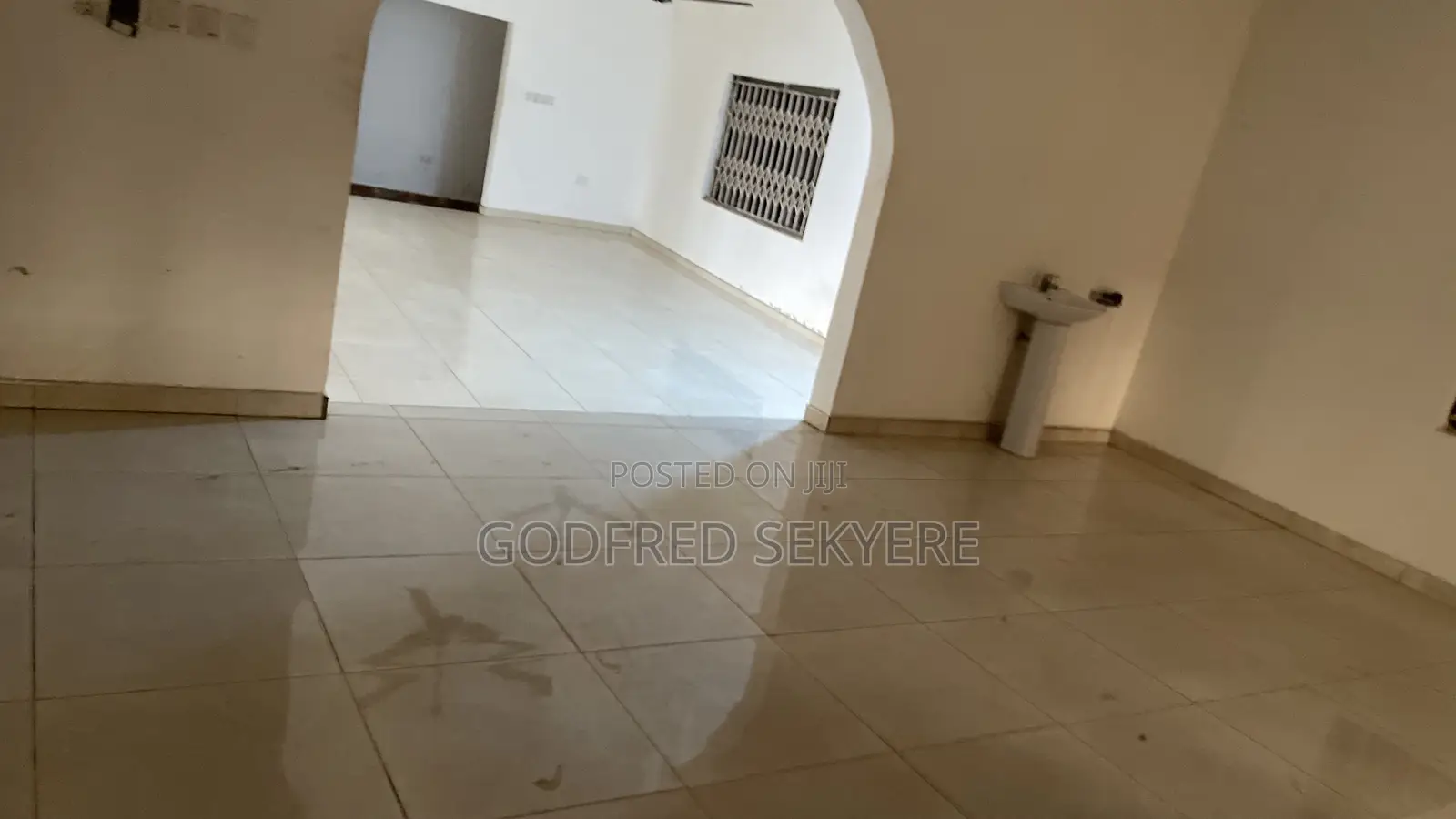 4bdrm Apartment in Adeleke Estates 🏡, Kumasi Metropolitan for rent