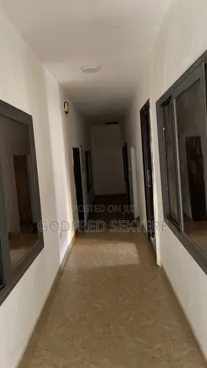 4bdrm Apartment in Adeleke Estates 🏡, Kumasi Metropolitan for rent