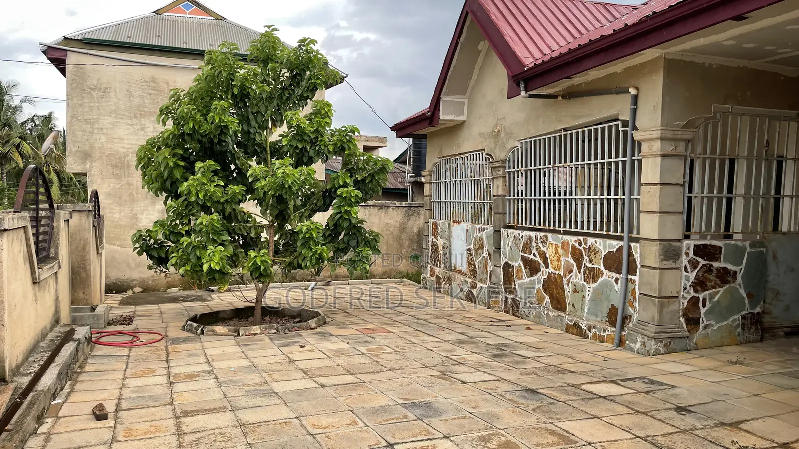 4bdrm Apartment in Adeleke Estates 🏡, Kumasi Metropolitan for rent