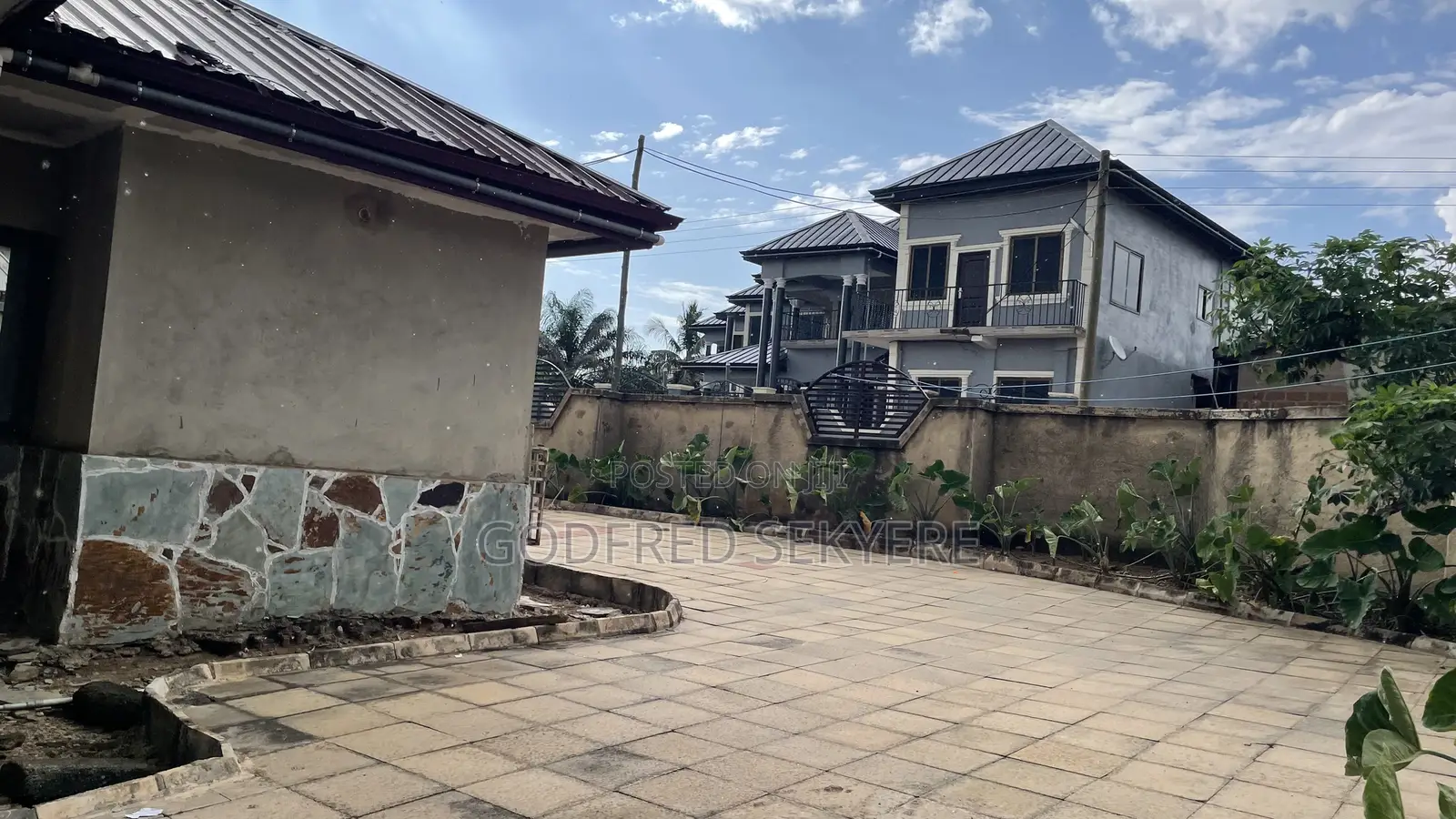 4bdrm Apartment in Adeleke Estates 🏡, Kumasi Metropolitan for rent