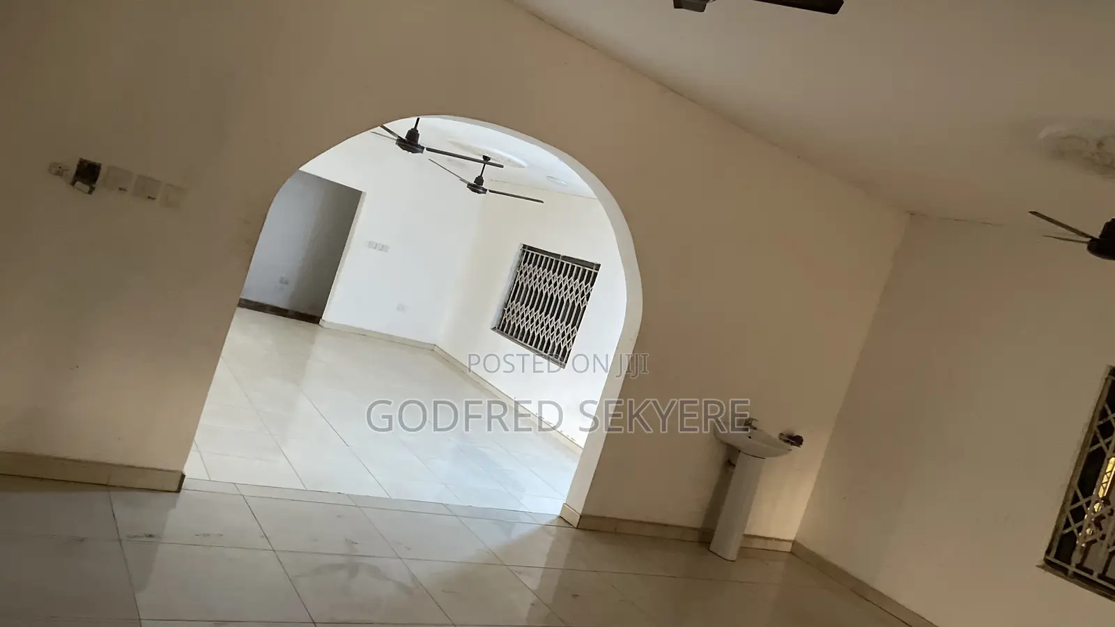 4bdrm Apartment in Adeleke Estates 🏡, Kumasi Metropolitan for rent