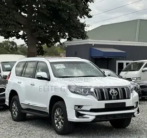 Toyota Land Cruiser Prado 4.0 Petrol GX-R 2018 White