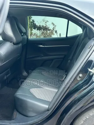Toyota Camry Hybrid SE 2023 Black
