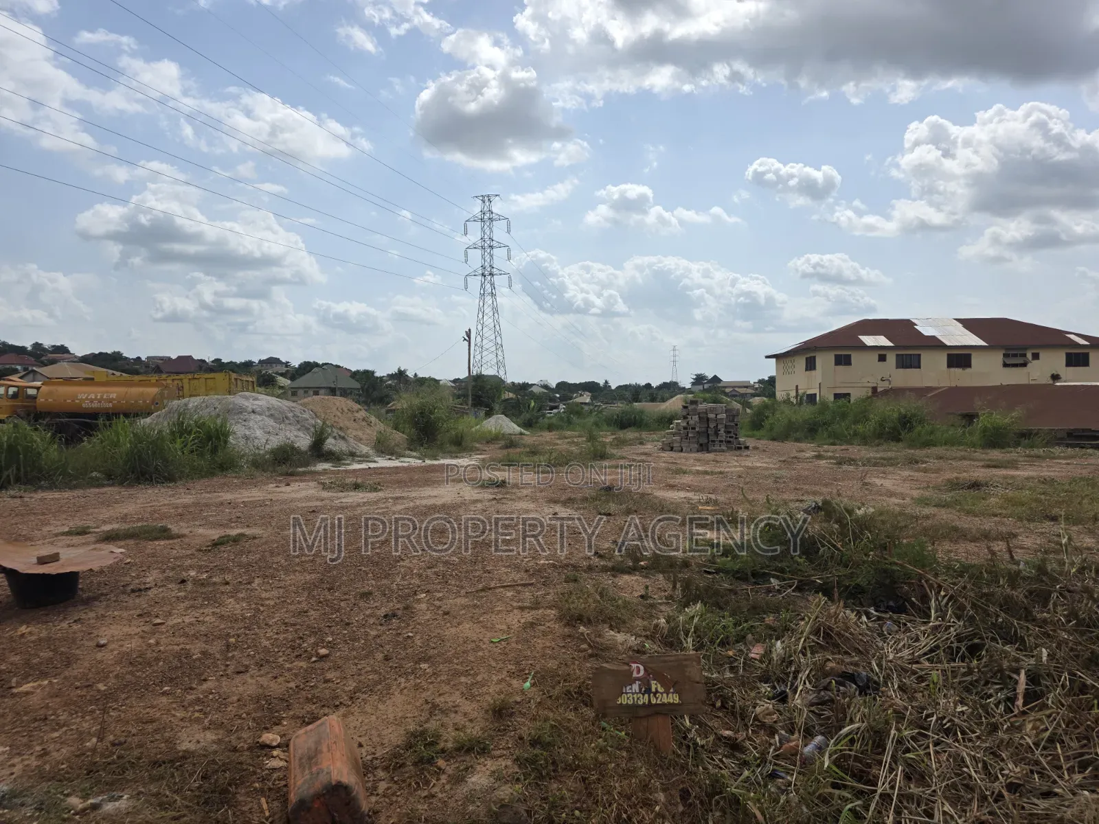 3 Roadside Commercial Land at Trede Junction