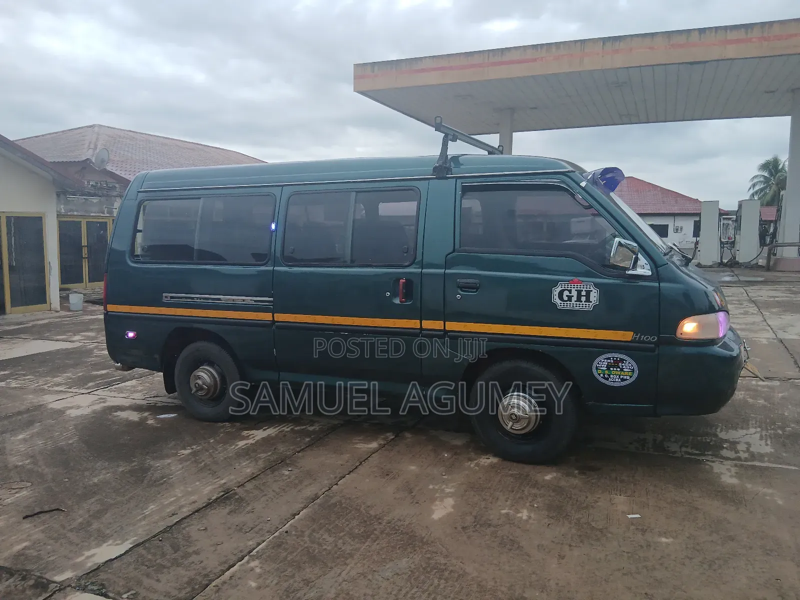 Hyundai H-100 2001 Green