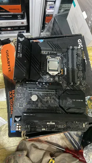Motherboard 10th Gen Only