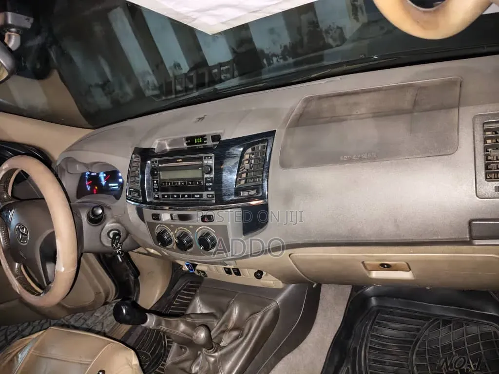 Toyota Fortuner 2012 Gray