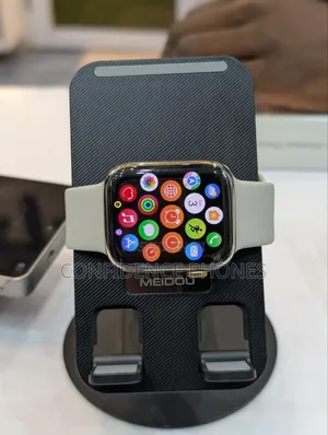 Apple Watch Series 8 Stainless Steel 44mm