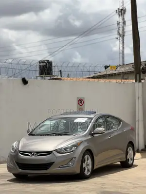 Hyundai Elantra 2016 Silver
