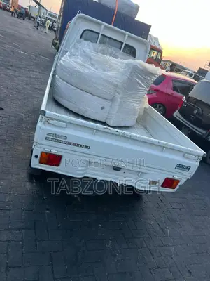 Daihatsu Hijet (Abossey Kai Macho)