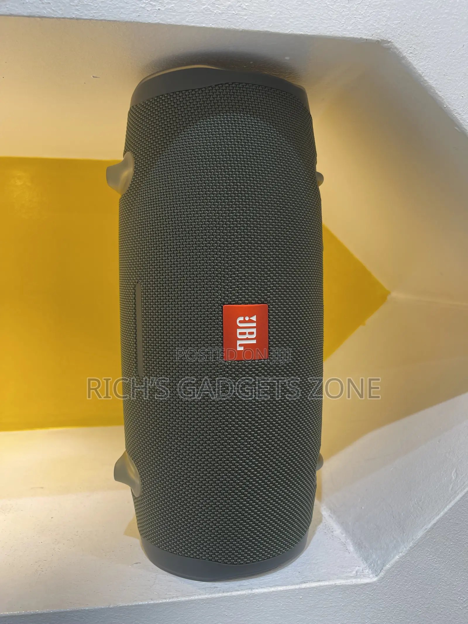 Brand New JBL Xtreme 2 Portable Bluetooth Speaker – Powerful Bass