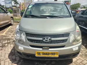 Hyundai H1 2.4 GLS 2010 Gray