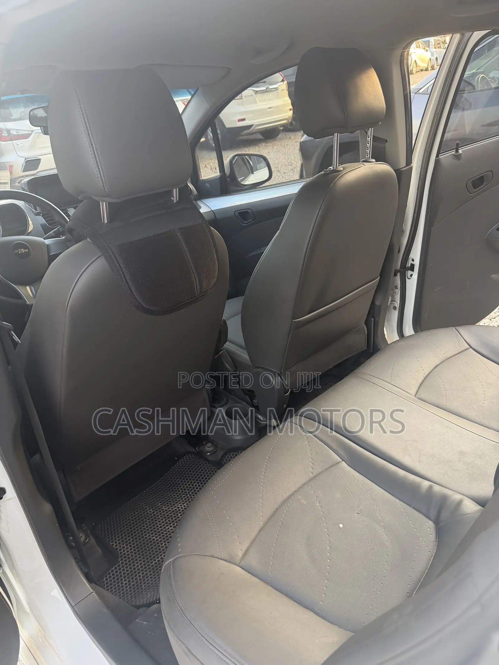 Chevrolet Spark 2LT 2013 White